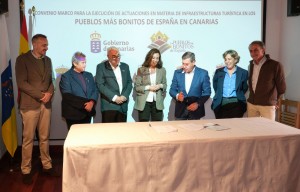 Turismo lidera el primer acuerdo en Espa�a para proteger los Pueblos M�s Bonitos y lo rural