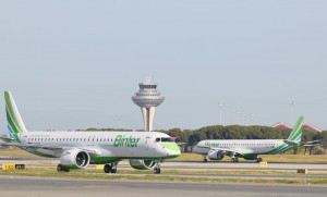 Binter celebra el segundo aniversario de sus rutas con Madrid volando en modo canario