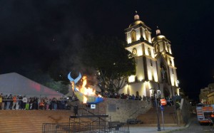 El Carnaval del Mar de la Villa de Ingenio quema su Sardina