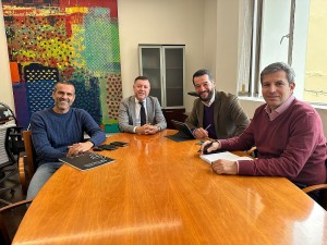 El Cabildo y Santa Luc�a estrechan la colaboraci�n para mejorar la movilidad y apoyar al taxi