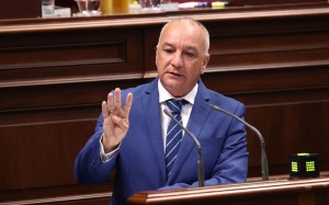 NC acusa a Clavijo de favorecer una Canarias con vivienda m�s cara y mayor desigualdad