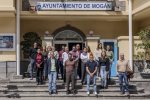 Mog�n guarda un minuto de silencio en memoria de las v�ctimas del terrorismo