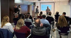 Santa Luc�a fomenta la educaci�n financiera entre j�venes y mayores