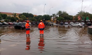 Santa Luc�a recomienda que se eviten los desplazamientos entre Vecindario y la zona alta