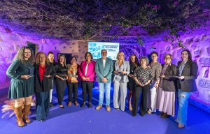 Santa Luc�a rinde homenaje a las mujeres conductoras de guaguas del municipio