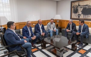 Clavijo destaca la labor vecinal en la preservaci�n de las fiestas de Jin�mar