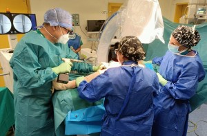 Sanidad logra reducir en 47 d�as la espera para operaciones, el mayor recorte en Espa�a