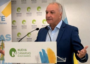 Luis Campos tacha de �inadmisible� dejar fuera a los saharauis del proceso de regularizaci�n