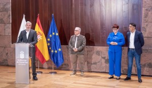 Fernando Clavijo destaca el papel estrat�gico del personal y entidades que trabajan con menores