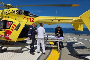 Un menor en estado grave tras sufrir ahogamiento en una piscina es trasladado en helic�ptero al Hospital Materno