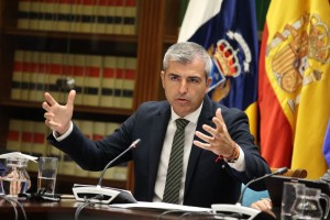 Dom�nguez anuncia planes para identificar nichos de negocio en las islas no capitalinas 