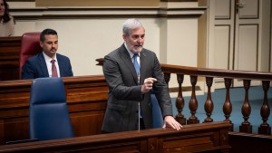 Clavijo lamenta que el Estado haya mentido sobre la situaci�n sanitaria de los pasajeros del MV Hondius