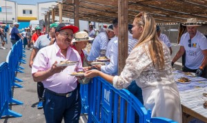 San Bartolom� de Tirajana celebra el 30 de mayo y d�a de San Fernando con Folclore y el tradicional asadero de pescado