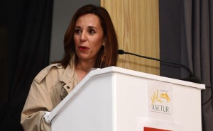 J�ssica de Le�n defiende el turismo rural como motor para fijar poblaci�n y preservar la identidad