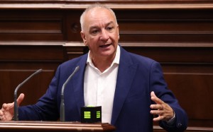 Luis Campos: �Hoy hacemos pa�s al desarrollar nuestro Estatuto y reforzar el papel de los cabildos�   