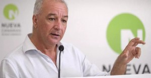 Luis Campos alerta del malestar social y plantea un cambio de rumbo en Canarias