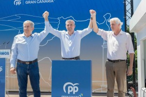 PP y Agrupaci�n de Vecinos formalizan en Maspalomas su integraci�n pol�tica