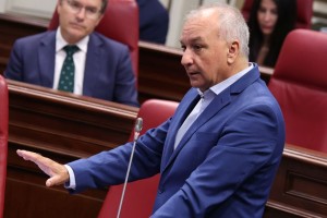 Campos relaciona el aumento de la exclusi�n social con las medidas del Ejecutivo de Clavijo