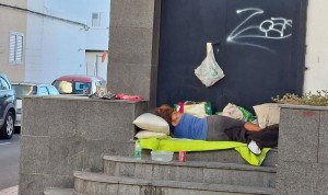 Hablemos AHORA denuncia el abandono de las personas sin hogar en San Bartolom� de Tirajana