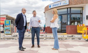 Costas allana la modernizaci�n del Anexo II con una concesi�n al Ayuntamiento hasta 2055