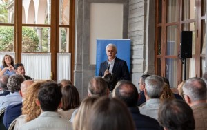 Carlos S�nchez�Canarias comparte con Ceuta el abandono de Pedro S�nchez ante la crisis migratoria�