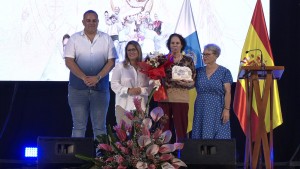 El Carrizal abre las fiestas del Buen Suceso, San Roque y San Harag�n con el preg�n de Loli Ram�rez
