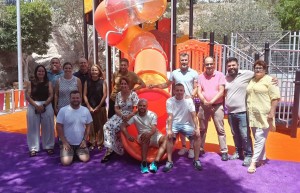Mog�n estrena el renovado parque infantil de Lomo Quiebre