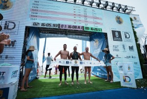 Miguel �ngel Santana y Laura Rodr�guez, campeones de la Maspalomas Open Water
