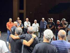 El Teatro de Ag�imes estrena la historia de la rebeli�n de los doce camellos