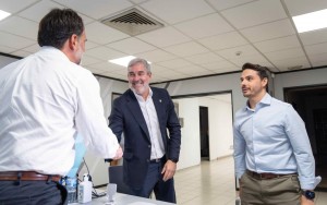 Fernando Clavijo presenta su candidatura a la Presidencia de Canarias con el 99 % de avales de los nacionalistas  