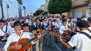 Castillo del Romeral vive su romer�a entre m�sica, tradici�n y participaci�n vecinal