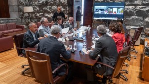 Clavijo eleva a casi 10 millones las aportaciones a las dos capitales canarias