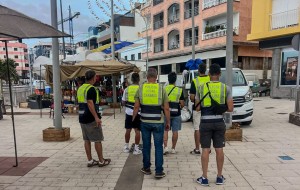 Mog�n controla la ocupaci�n ilegal de espacios y la venta no autorizada en sus mercadillos