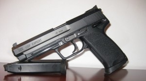 La Polic�a Local se dota de 101 pistolas reglamentarias 